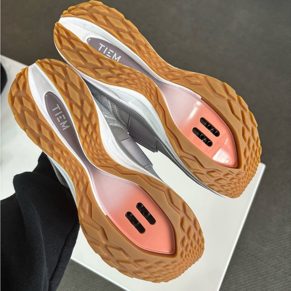 Tiem Slipstream - Picture 2 of 3